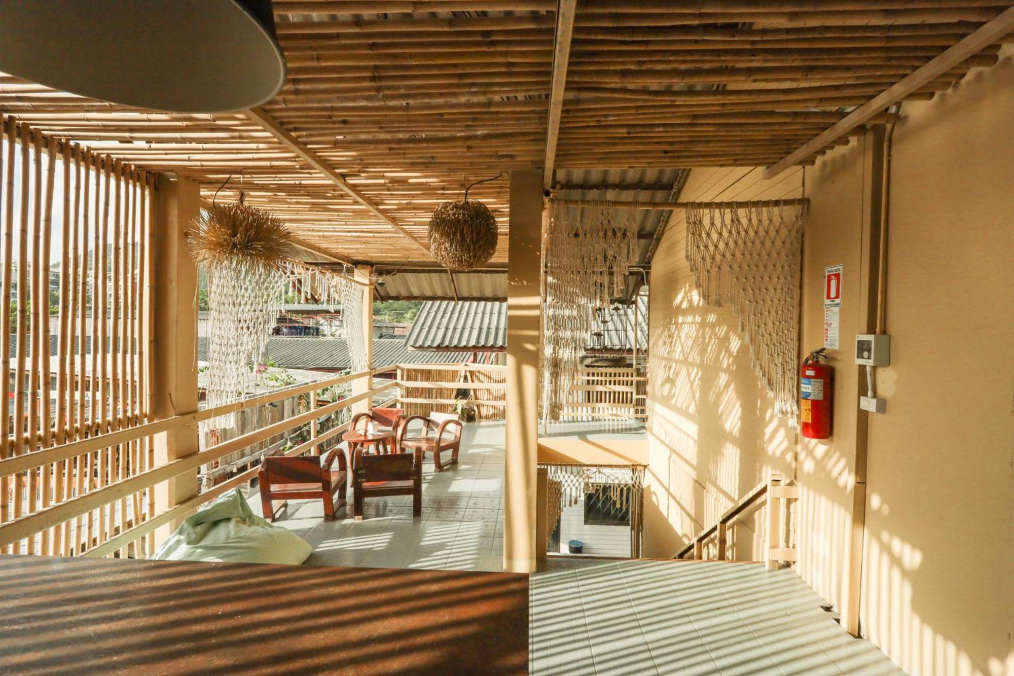U'Re Holitel Hotel Haad Rin Exterior photo